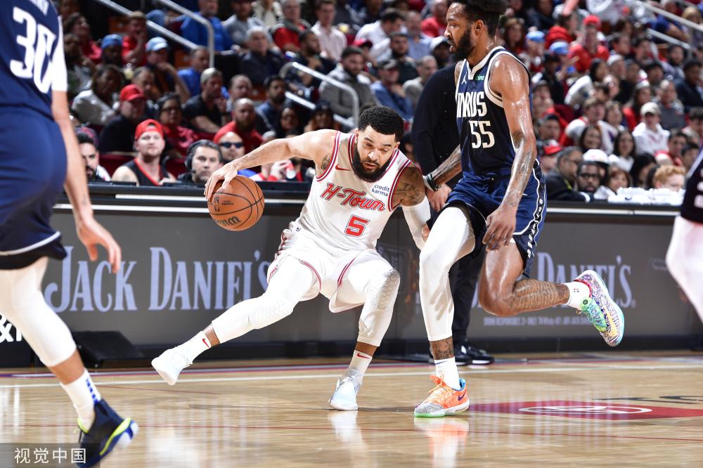 一年一度的 一年一度的