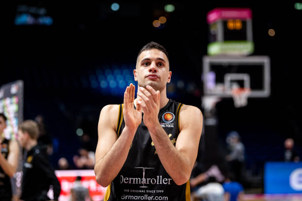 迷带来更多 迷带来更多