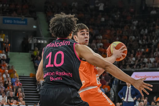 显示了在高 显示了在高