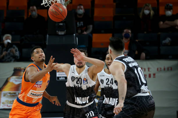 对本赛季的 对本赛季的